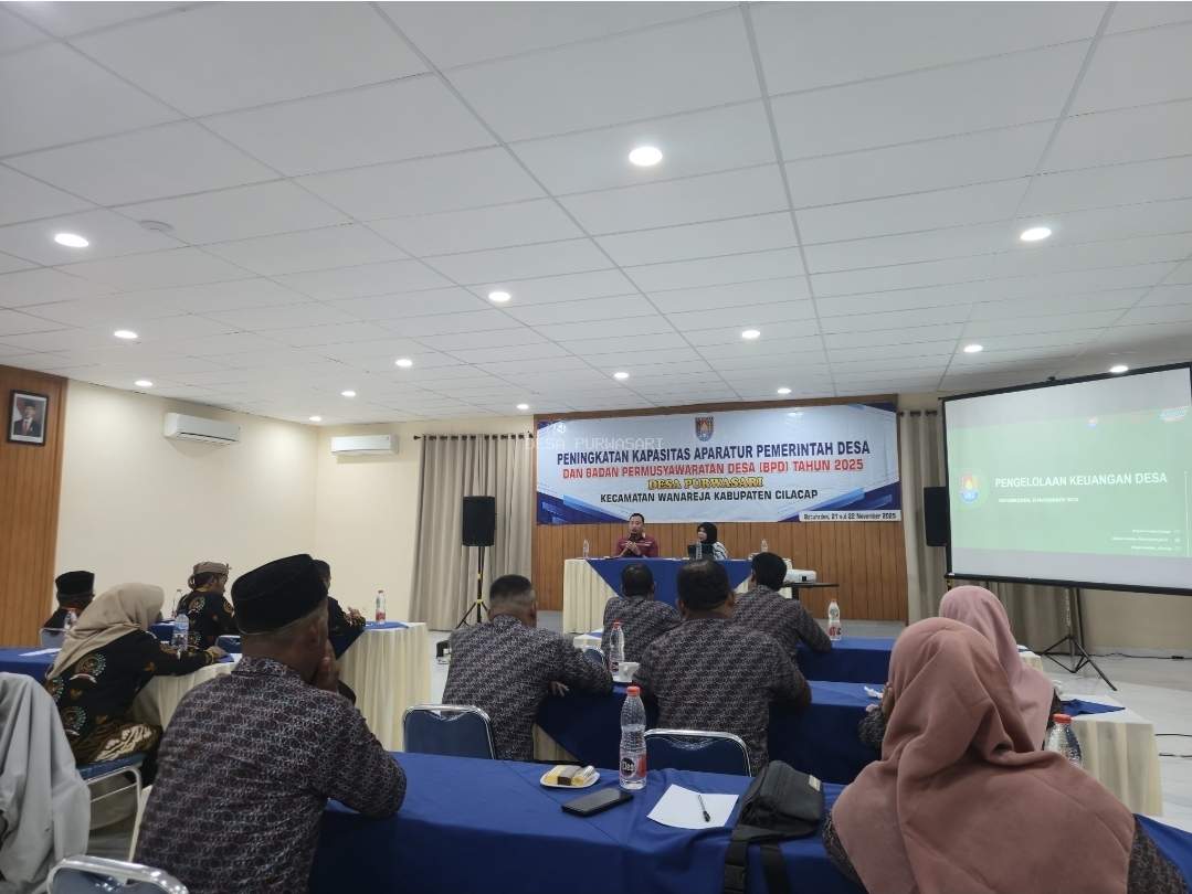 Aparatur Desa Purwasari Tingkatkan Kapasitas Melalui Pembinaan Keuangan dan Tata Kelola Pemerintahan